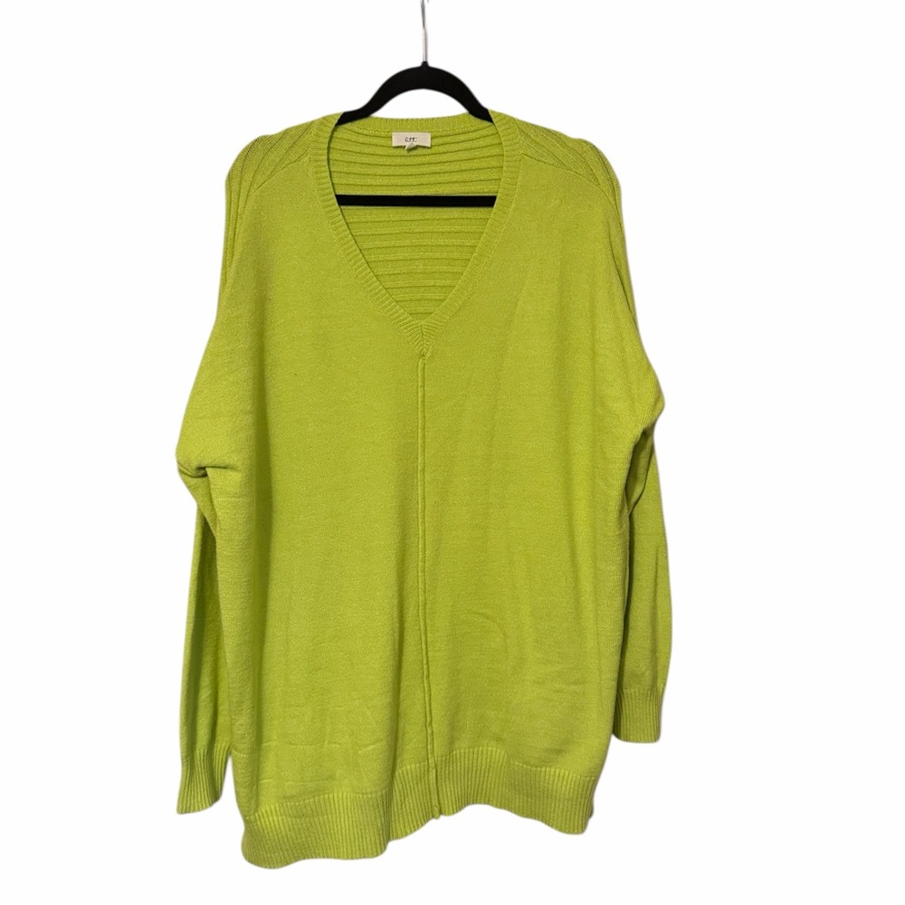 Chic Soul Lime Green V-Neck Knit Sweater • Sise 2X